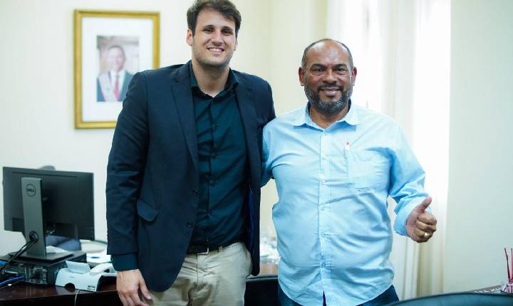 Jorge Marú é recebido no Palácio dos Leões