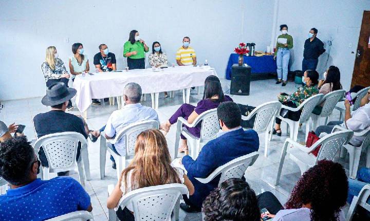 Prefeita empossou nesta terça (28) representantes Conselho Municipal de Direitos da Criança e do Adolescente