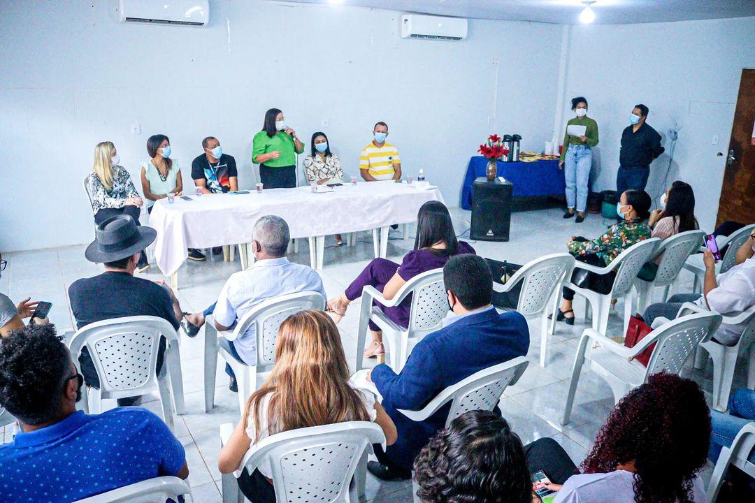 Prefeita empossou nesta terça (28) representantes Conselho Municipal de Direitos da Criança e do Adolescente